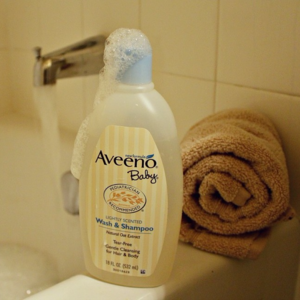 销量冠军！Aveeno 宝宝沐浴洗发二合一 532ml