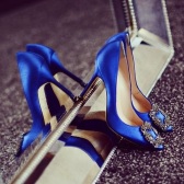 Saks Fifth Avenue 官网：精选 Manolo Blahnik 钻扣鞋 最高立减$275