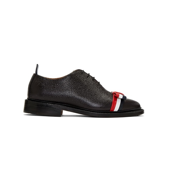 Thom Browne 蝴蝶结牛津鞋 $1050（约7461元）