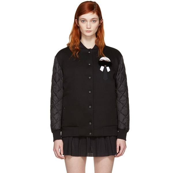 【新款】Fendi 老佛爷卡通头像 黑色飞行员夹克 $1990（约14041元）
