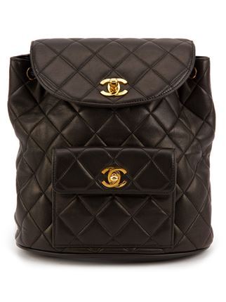 Vintage二手包正当道！杨幂同款Chanel Vintage后背包 $4712（约33155元）