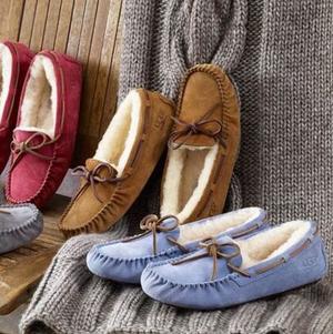 UGG Dakota 羊毛船鞋超低价