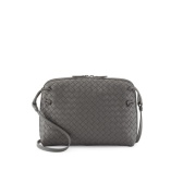 Bottega Veneta 低调经典Intrecciato编织斜挎包 $1550（约11067元）