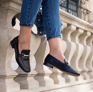 Topshop 黑色金饰女士乐福鞋