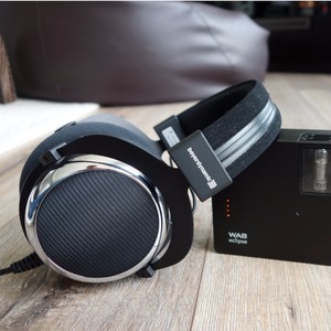 BeyerDynamic 拜亚动力 DT 880 镀铬全黑特别版 250欧姆阻抗