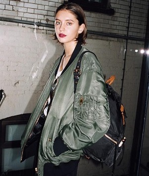 Harrods现有精选Burberry美包上新热卖