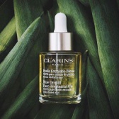 Saks Fifth Avenue：Clarins 娇韵诗 护肤护理产品 满$75送自选中样礼包！