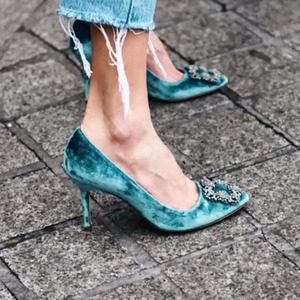 Luisaviaroma 官网精选Manolo Blahnik美鞋等热卖