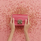 超给力的满额折扣【55专享】Mybag：精选 Furla 美包 满额低至7折！