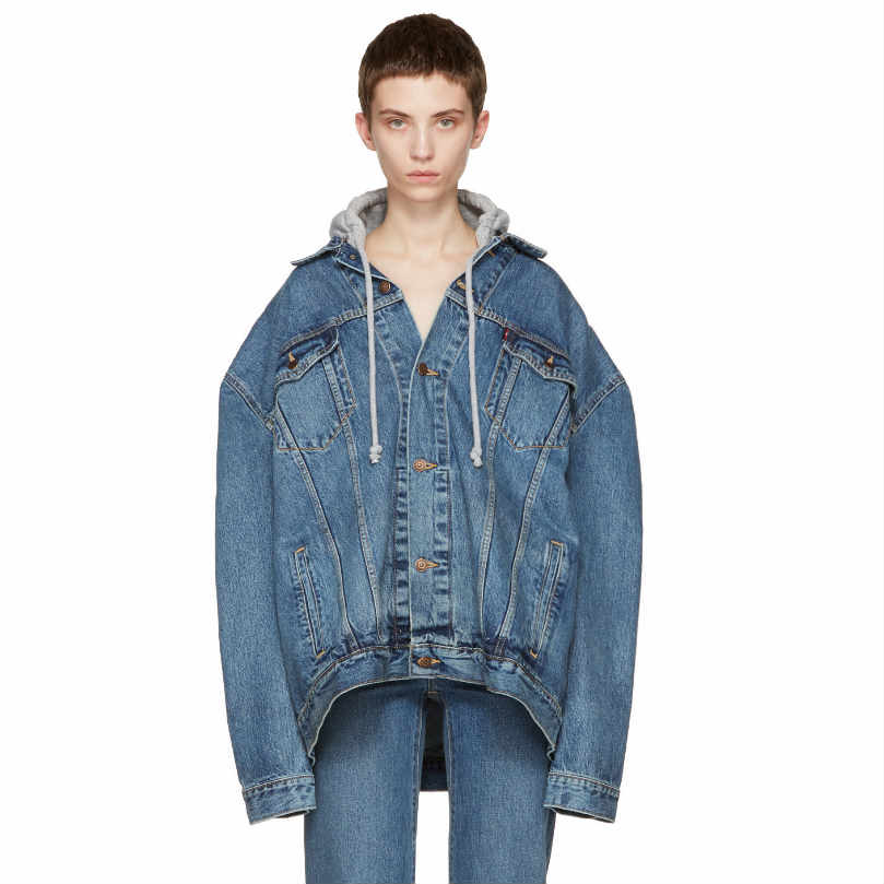 下一个爆款？Vetement X Levi's Oversized风连帽牛仔衣 65（约10409元）