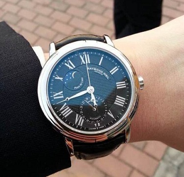Raymond Weil 雷蒙威Maestro 大师月相机械男表 $759（约5397元）