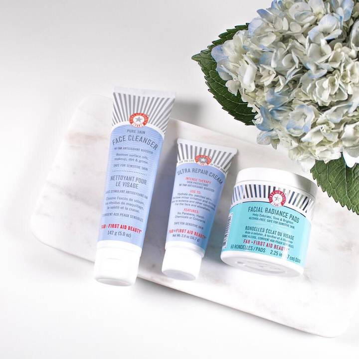 Feelunique 中文官网：First Aid Beauty 急救面霜等 全场7.5折！满60英镑免邮