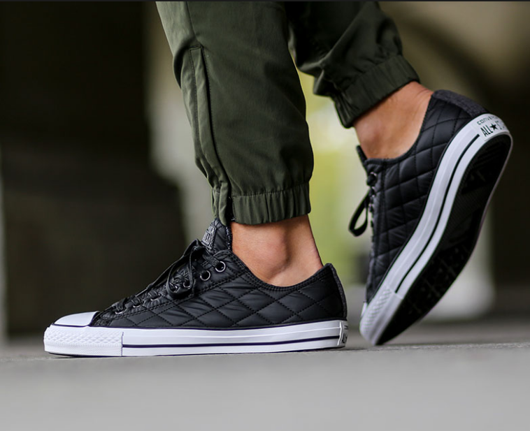 Converse Chuck Taylor® All Star 中性板鞋
