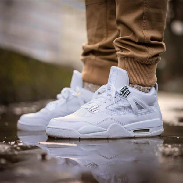 白猫!Air Jordan 4 Retro 耐克官网1399元有售