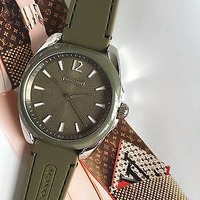 超低品牌表 只要$52 (原价$158) 包邮 Coach Teagan 系列女款时尚橄榄绿日本石英腕表特卖