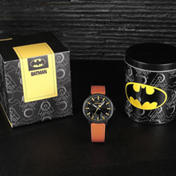 时尚有型！ODM BATMAN 蝙蝠侠系列皮表带石英腕表 99元