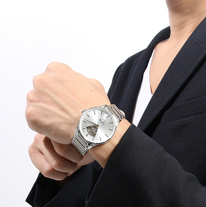 依度（Edox） Les Vauberts 85011-3B-AIN 男款机械腕表 低调雅致 ￥2176