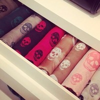 低至4折 McQ燕子围巾$66起 精选Versace、McQueen等大牌围巾热卖