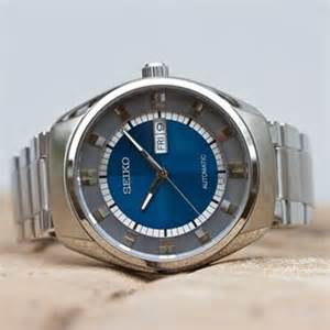 SEIKO 精工 Recraft系列 男士机械腕表 SNKN73 84美元约￥555（京东1569元） 买手党-买手聚集的地方