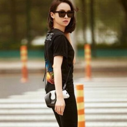 女明星人手一只， Loewe 经典Mini Panda熊猫包 831美元约¥5407（原价1170美元） 买手党-买手聚集的地方