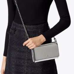 TORY BURCH 汤丽柏琦 Robinson 女士单肩斜挎包 $174.3（需用码，约￥1200）