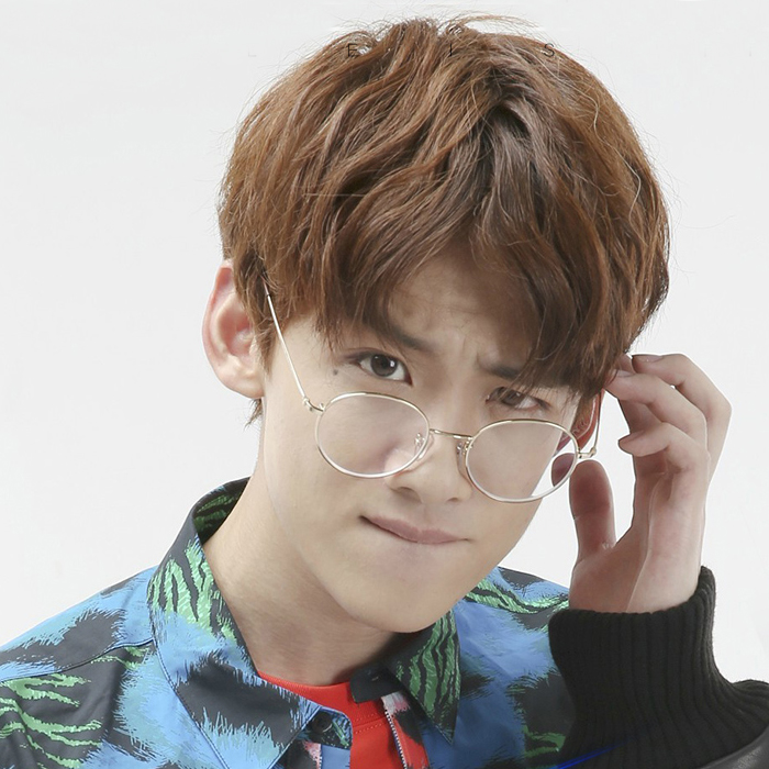 复古时尚# 白敬亭同款防蓝光防辐射复古圆框眼镜 16.9元包邮（19.9-3元券）