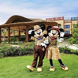 亲子游： 全国多地-香港4天3晚自由行（1晚迪士尼主题酒店+2晚市区酒店） 2152元起/人