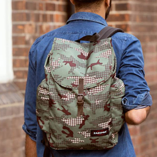 大容量！EASTPAK 千羽格印花双肩包 259元包邮