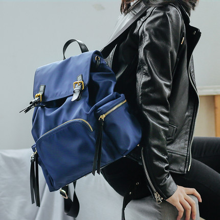 网易严选 英伦温莎轻雅双肩包 34*26*15cm 13L ￥149