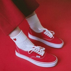 【上新款啦】杨幂、GD等众明星同款！Eastbay：精选 Vans“Old School”等经典系列运动鞋