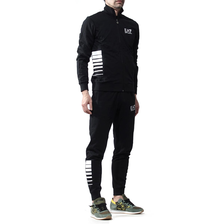 EMPORIO ARMANI EA7 男士运动套装 12800日元约人民币855元