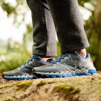 361度 男鞋revair减震登山鞋