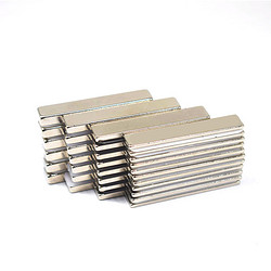 钕铁硼磁铁 N35磁片 10*5*2mm 50片